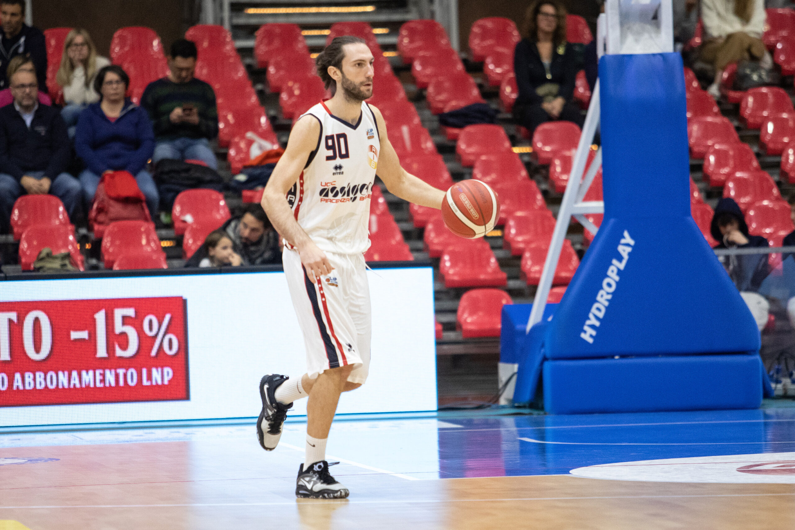 Pallacanestro Cantù c è il ritorno di Luca Cesana Tuttobasket