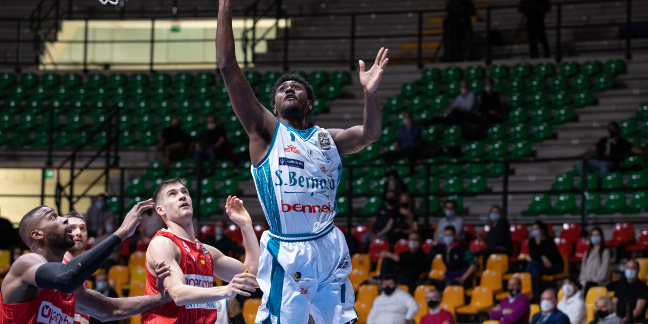 Pallacanestro Cantù, ritorno in campo contro Treviso