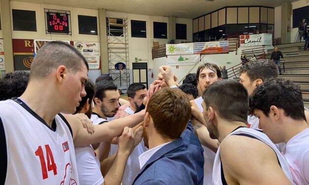 Chiusi parte forte, poi deve solo amministrare. 79-62 con Faenza