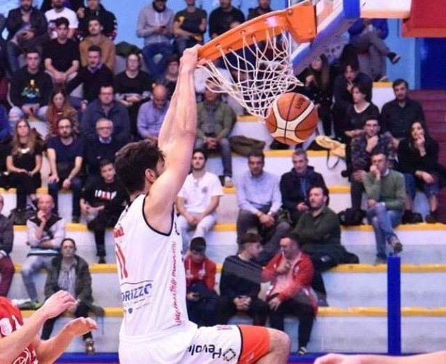 Ufficiale: la Pallacanestro Molfetta saluta Gianluca Serino