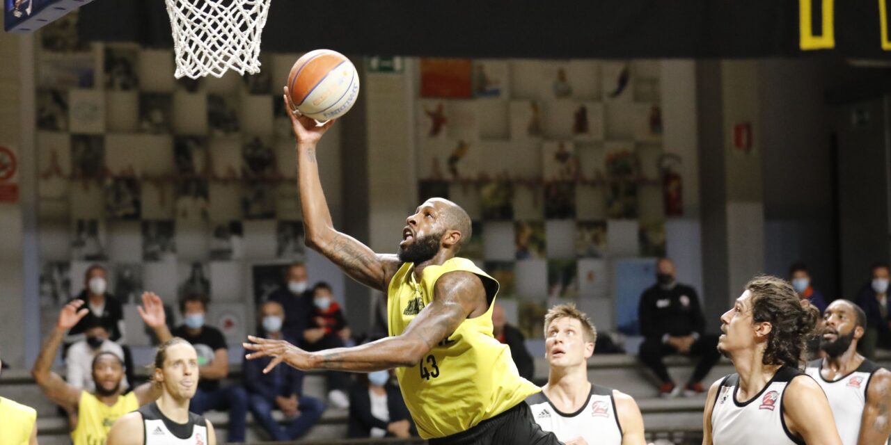 Basket Bergamo, inizia male il cammino in Supercoppa