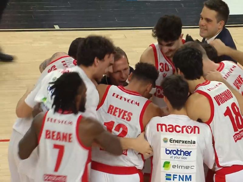 La prima Varese di Roijakkers e Reyes è vincente, Keene guida il blitz contro Trento