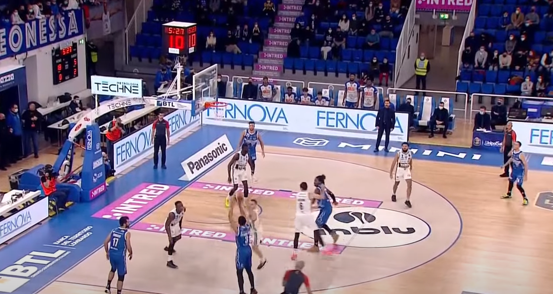 Brescia domina e porta a casa il derby lombardo con Cremona (86-73)