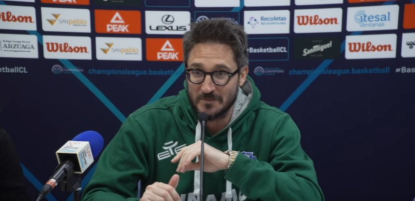 Dinamo Sassari, Pozzecco: “Dedichiamo la vittoria al nostro capitano”