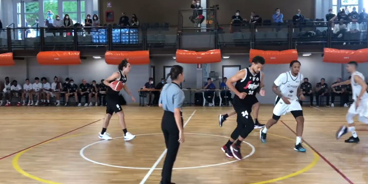 Virtus Bologna, il ritiro estivo termina con uno scrimmage contro Trento